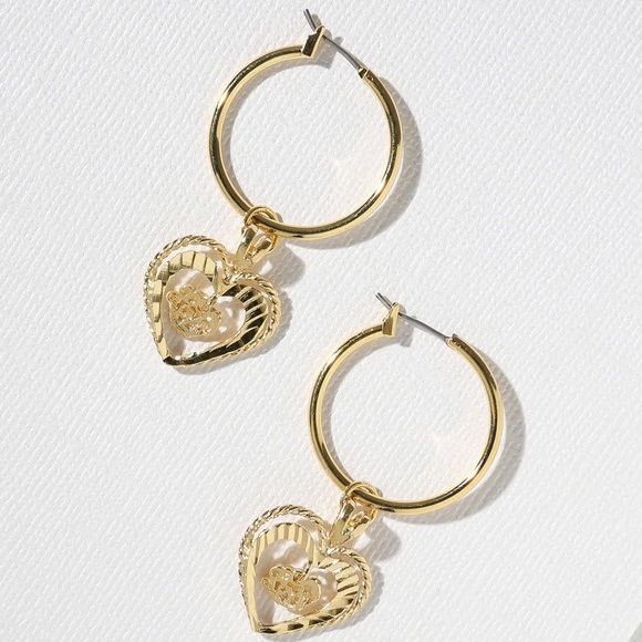 New Vanessa Mooney THE ADORAR HEART EARRINGS gold - Picture 3 of 4